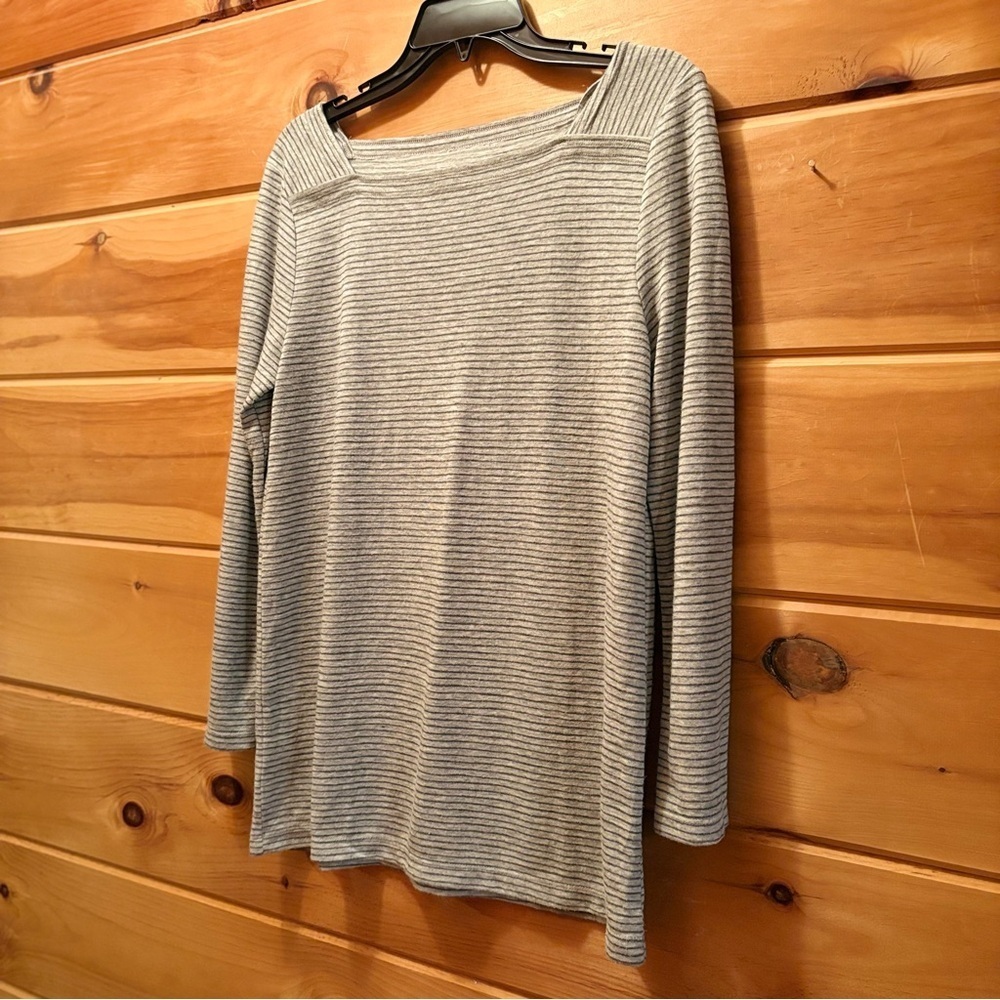 LOFT Relaxed Gray Ribbed Long Sleeve Blouse size M